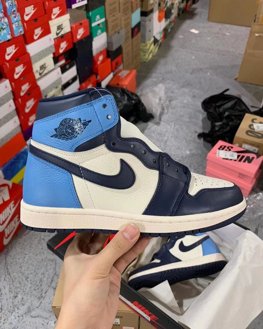 Nike Air Jordan 1“Obsidian”