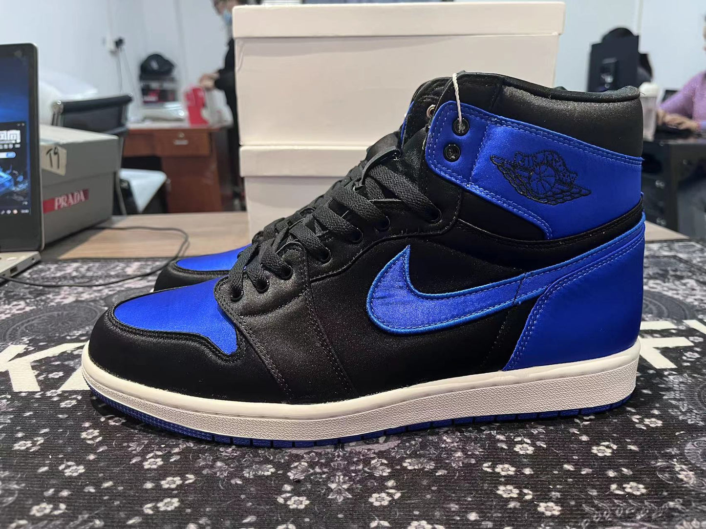 Nike Air Jordan 1 Retro Satin Royal