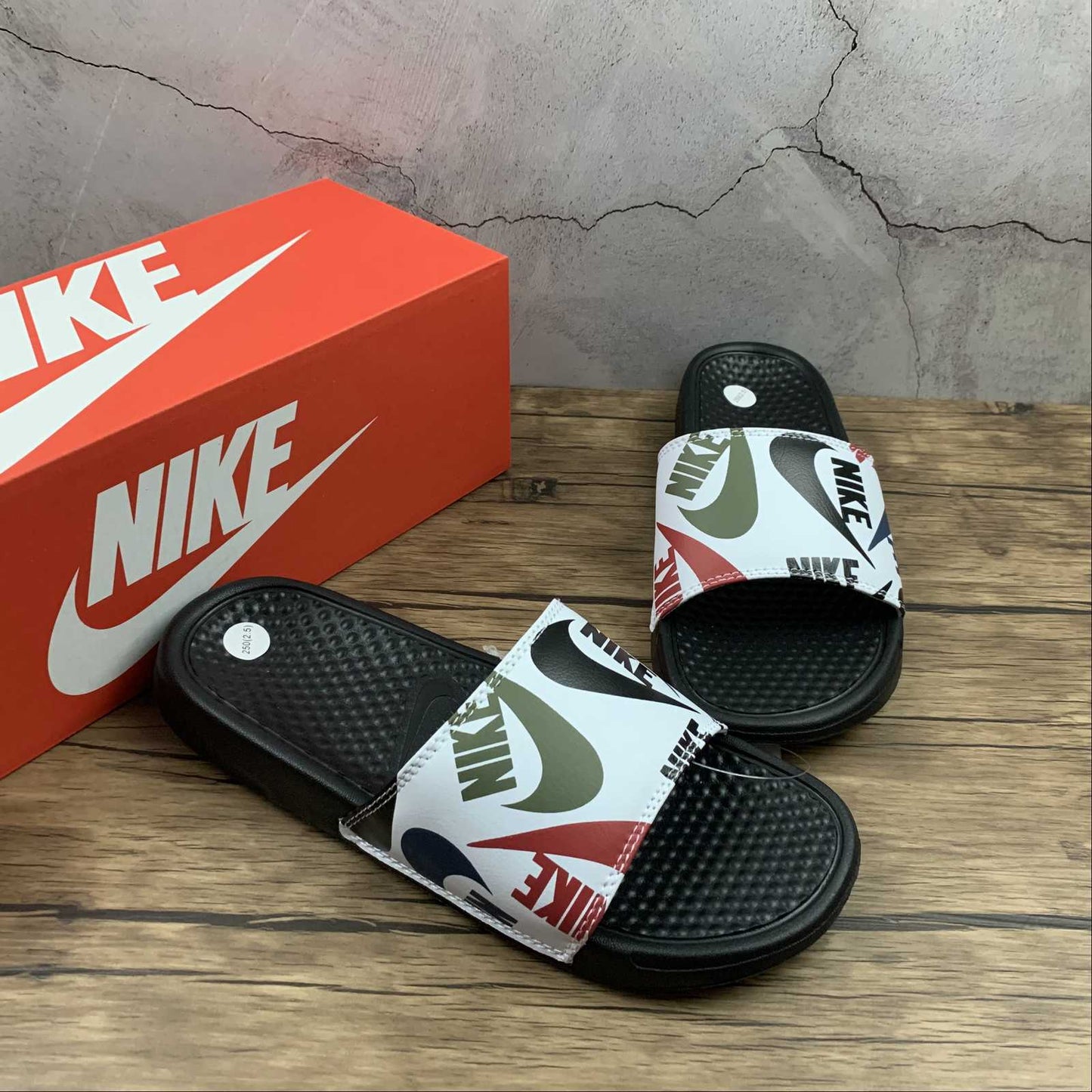 Chinelo Nike - Kawa Edição Especial JDI