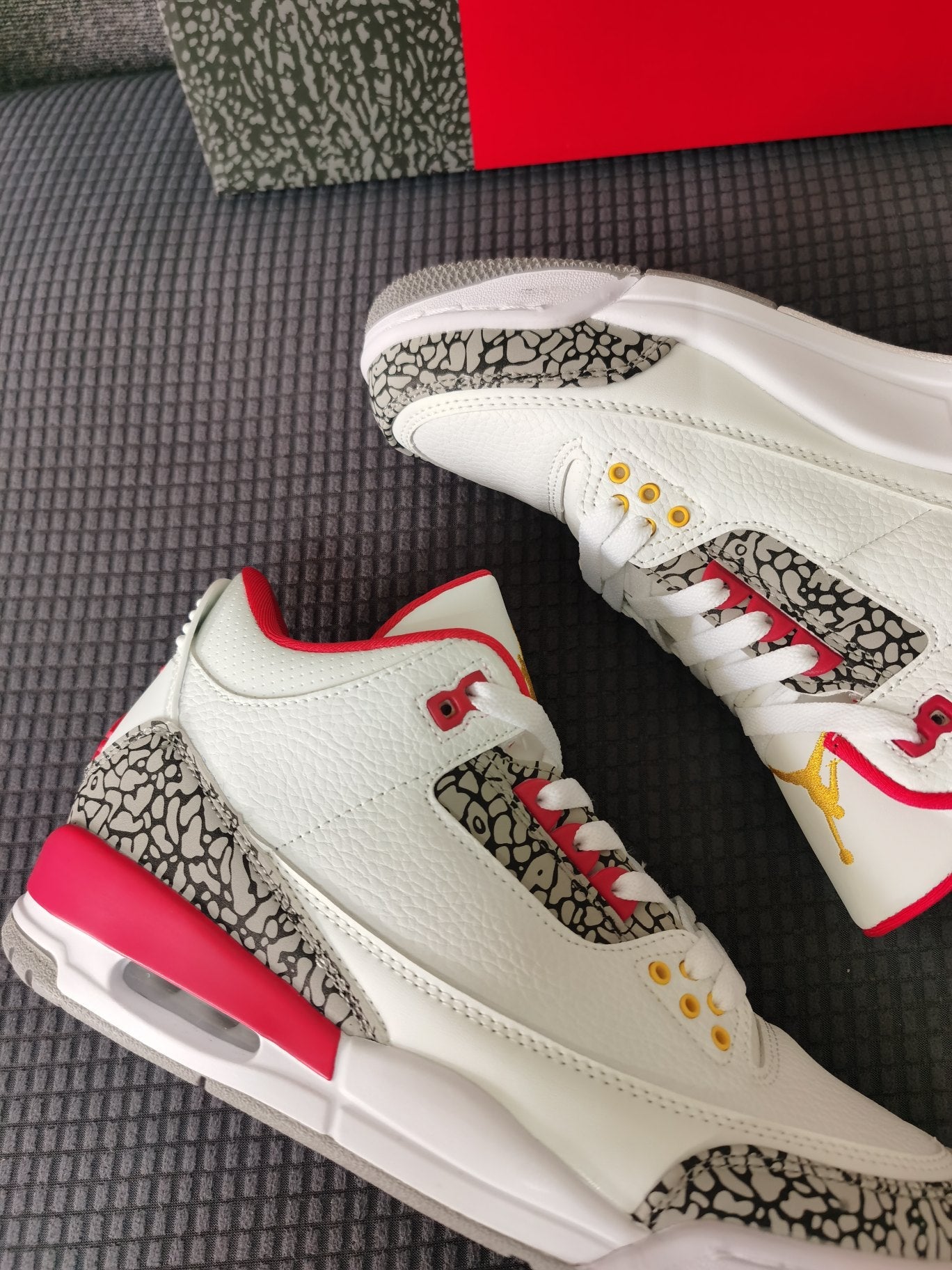 Air Jordan 3 Red Snake