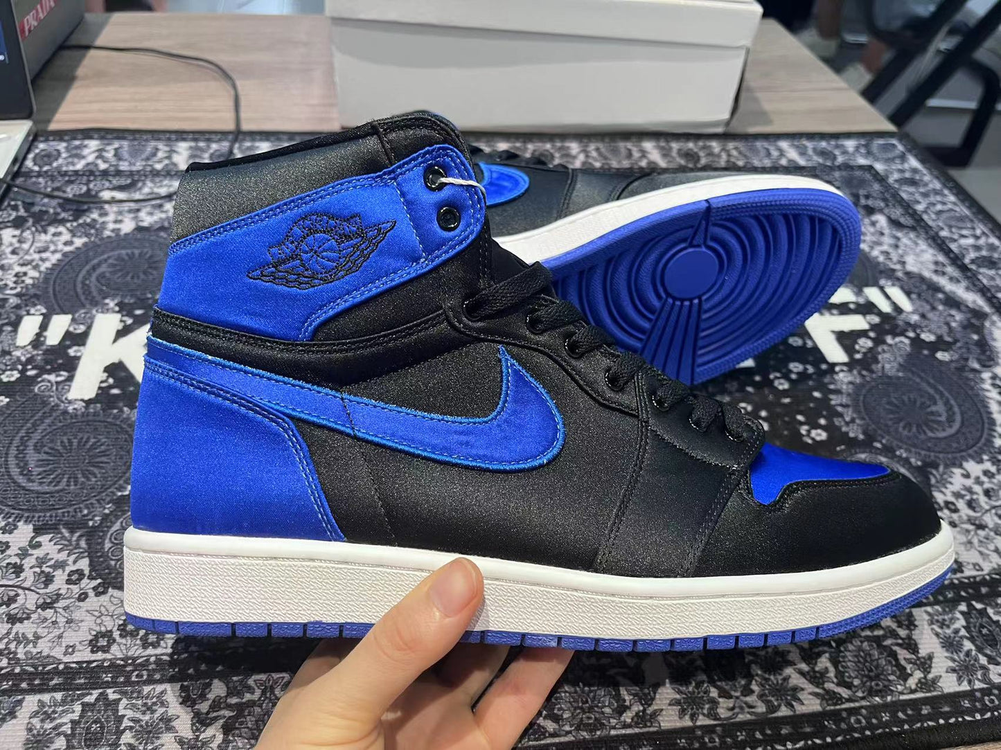 Nike Air Jordan 1 Retro Satin Royal