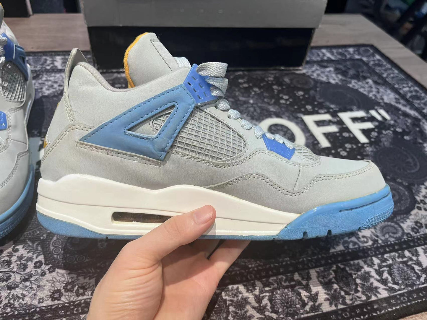 Nike Air Jordan 4 Retro Mist Blue