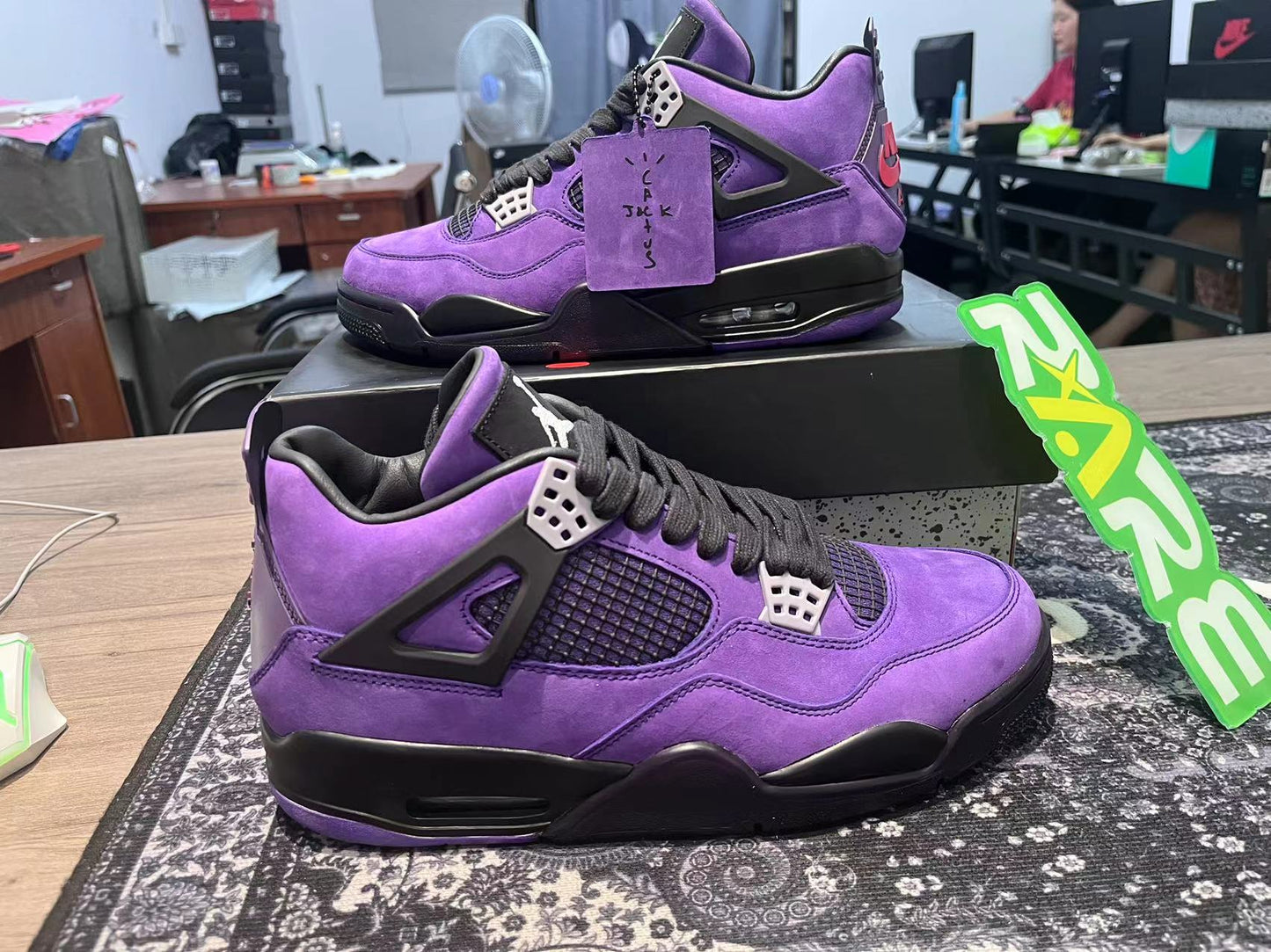 Nike Air Jordan 4 Retro "Purple"