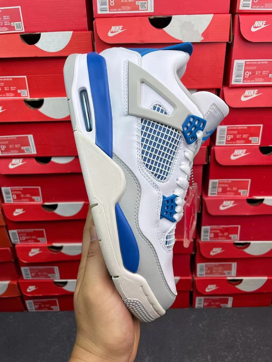 Air Jordan 4 Retro Military Blue