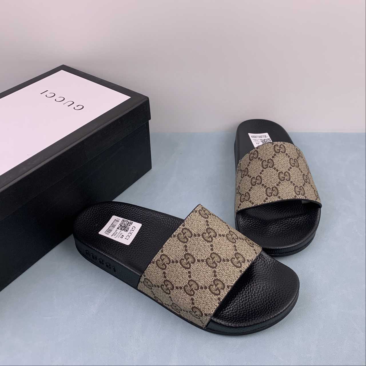 Chinelo Gucci - Edição Especial | Emirates Gold