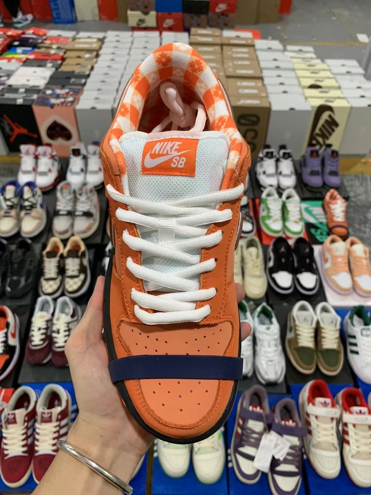 Nike Dunk SB Low "Orange Lobster"