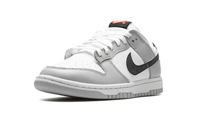 Nike Dunk Low SE Jackpot