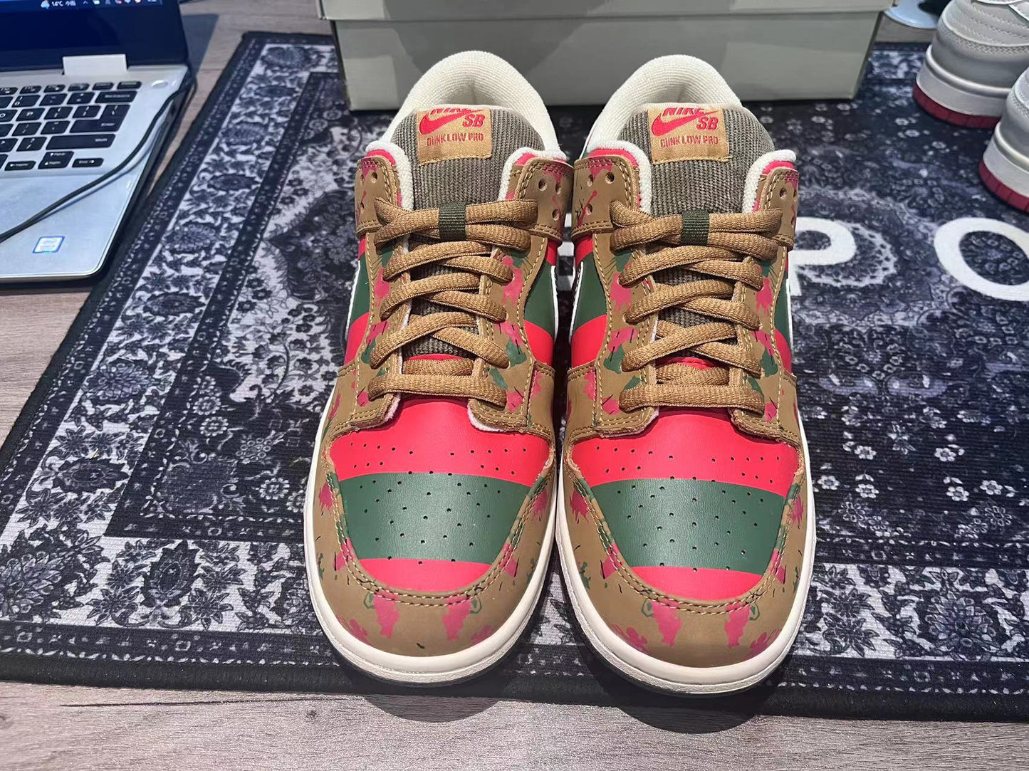 Nike Dunk SB Low Freddy Krueger