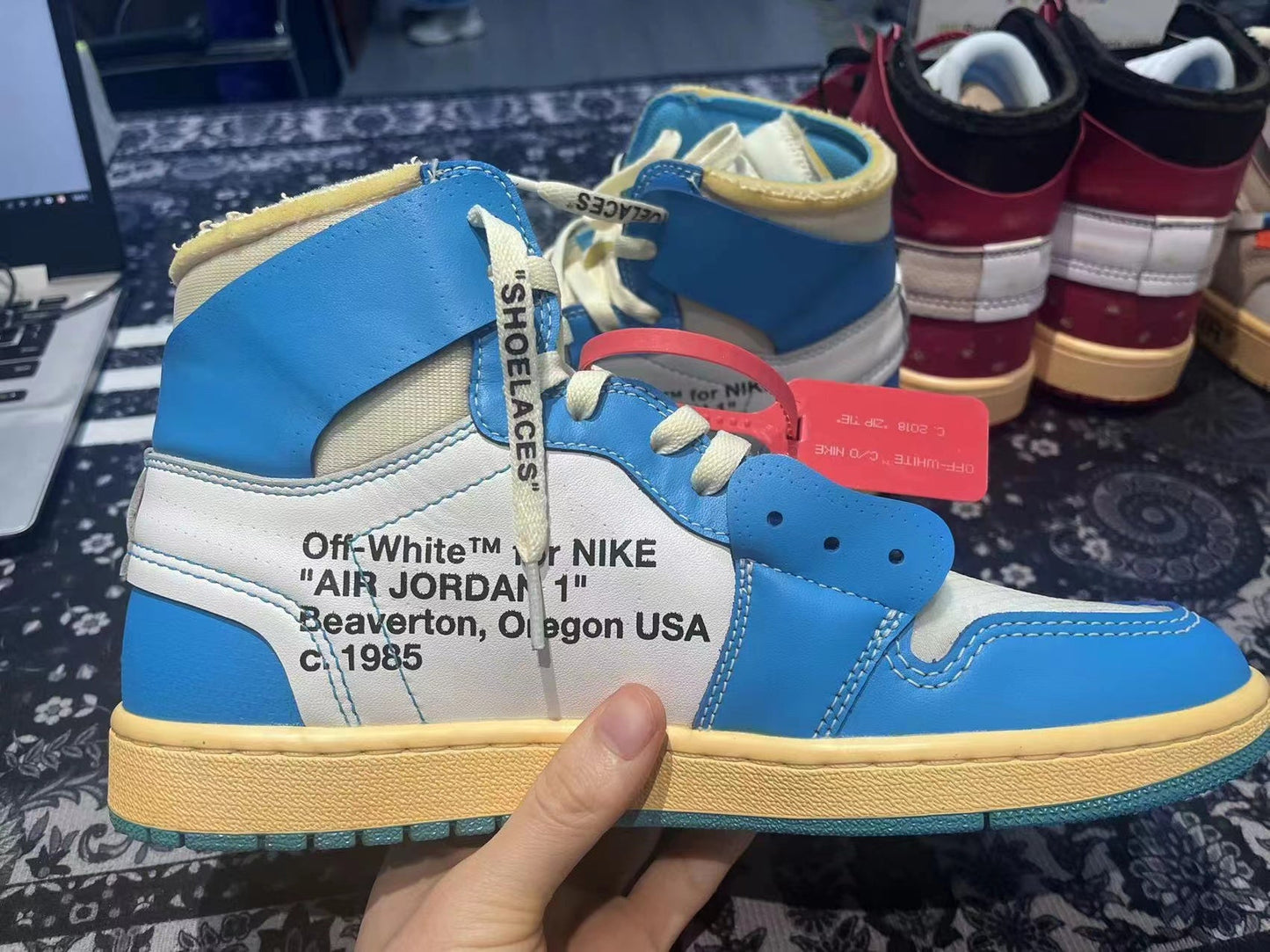 Off-White x Air Jordan 1 Retro High Blue