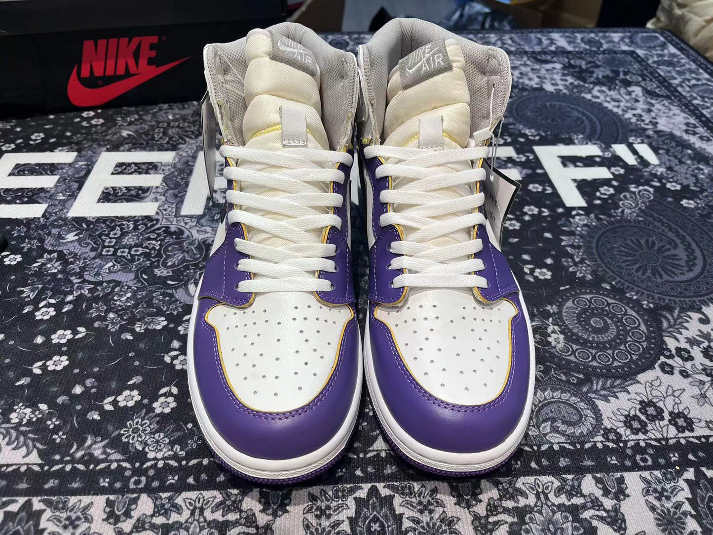 Nike Air Jordan 1 "Court Purple"