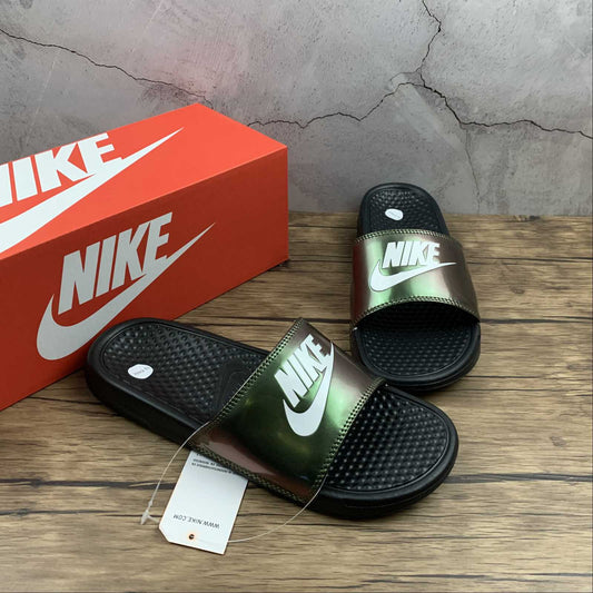 Chinelo Nike - Metal Liquido Verde