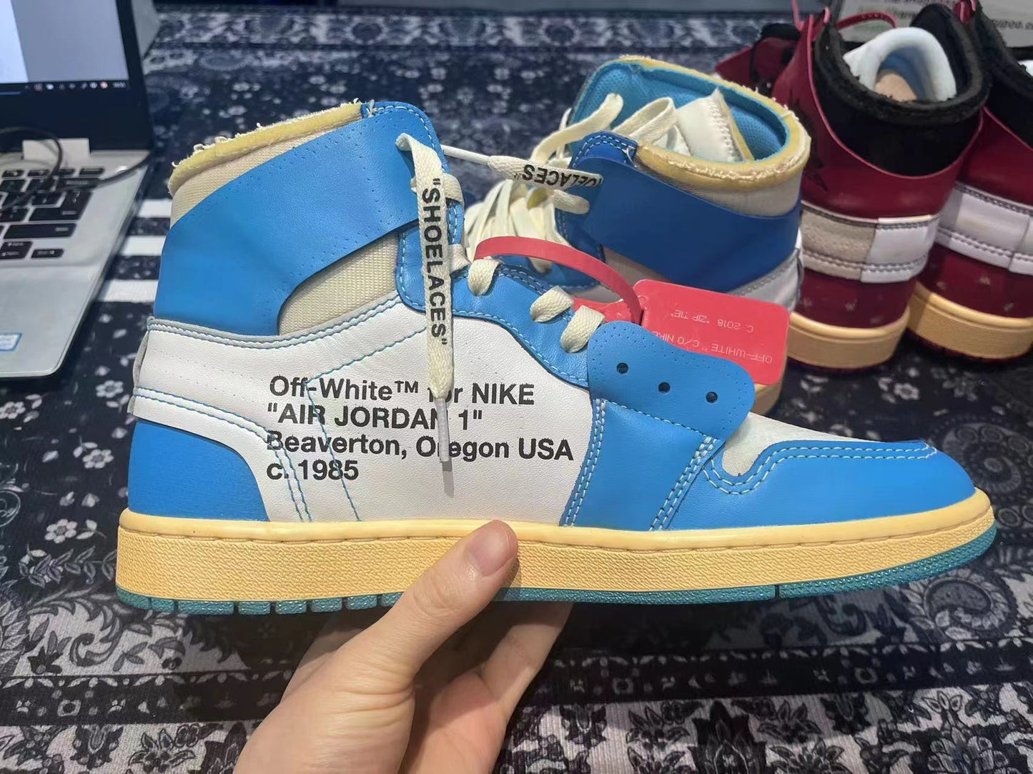 Off-White x Air Jordan 1 Retro High Blue