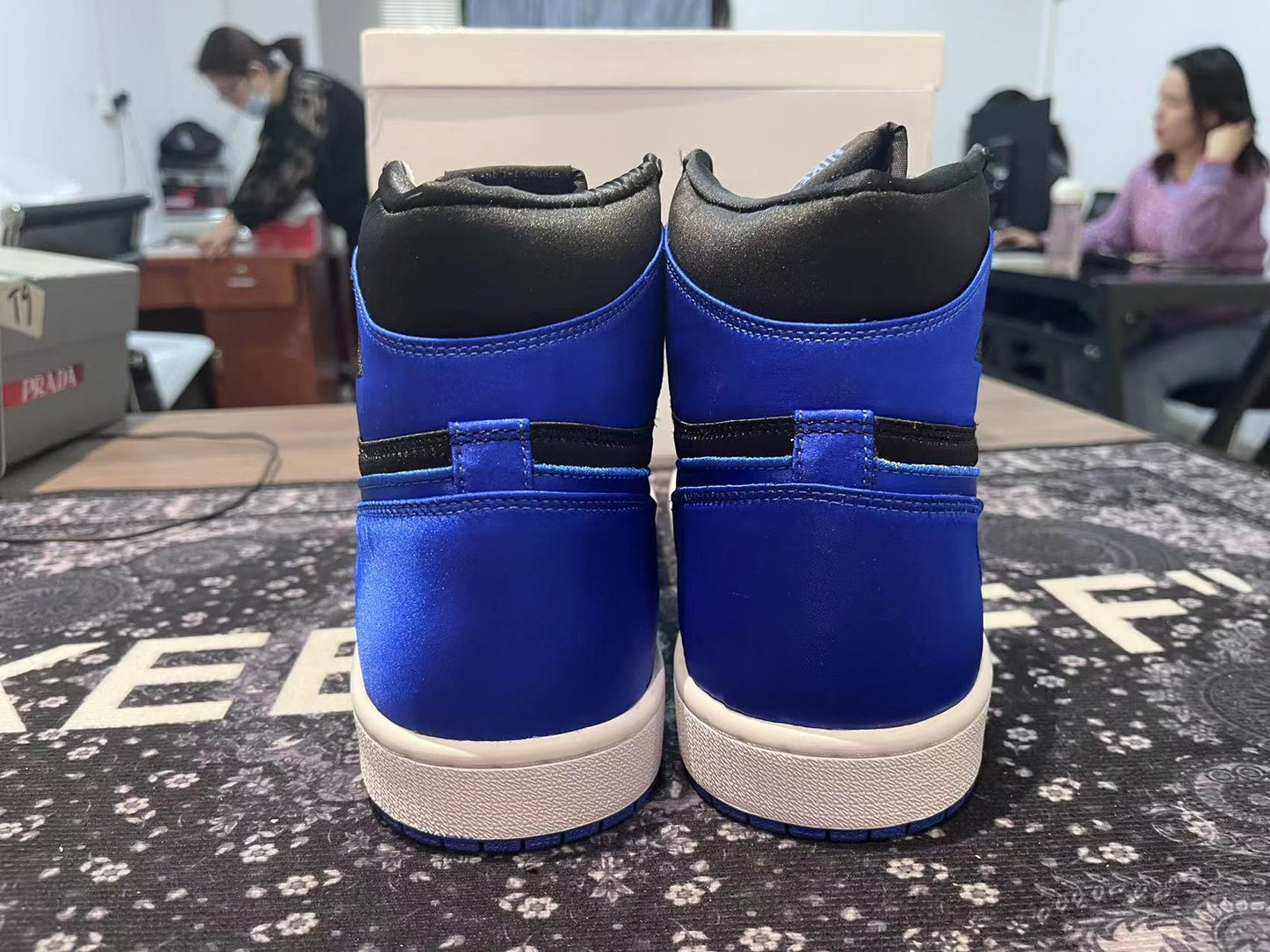 Nike Air Jordan 1 Retro Satin Royal