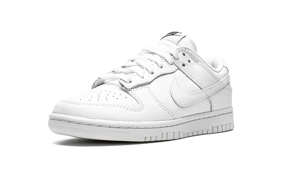 Nike Dunk Low Triple White