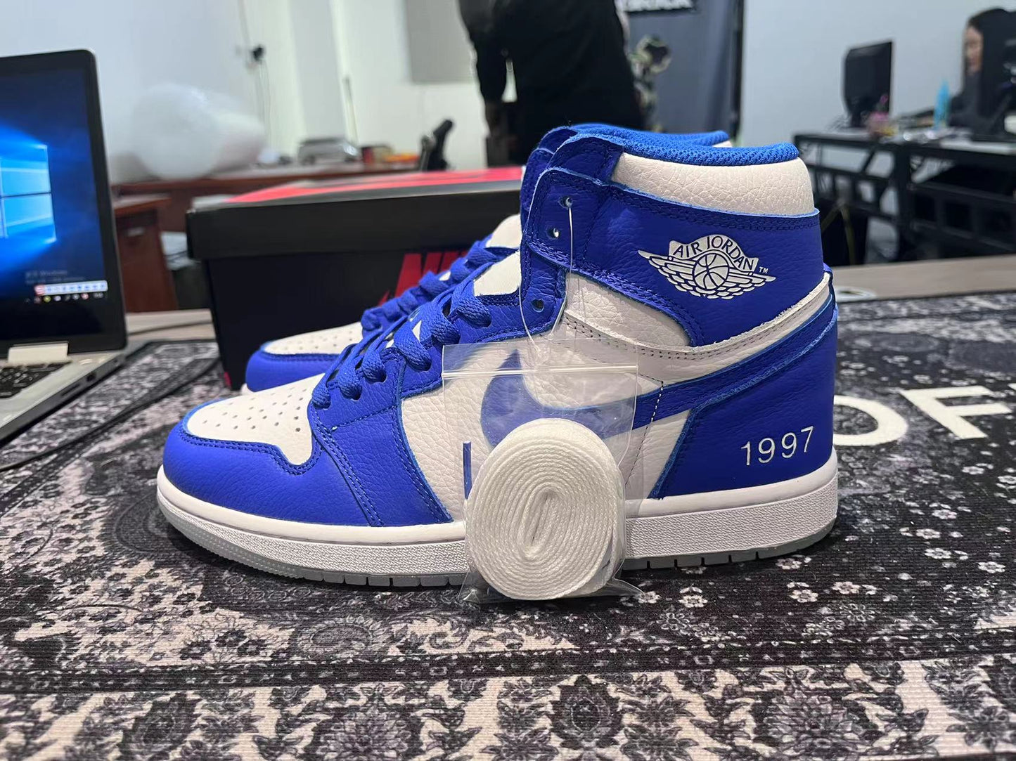 Nike Air Jordan 1 Retro Storm Blue