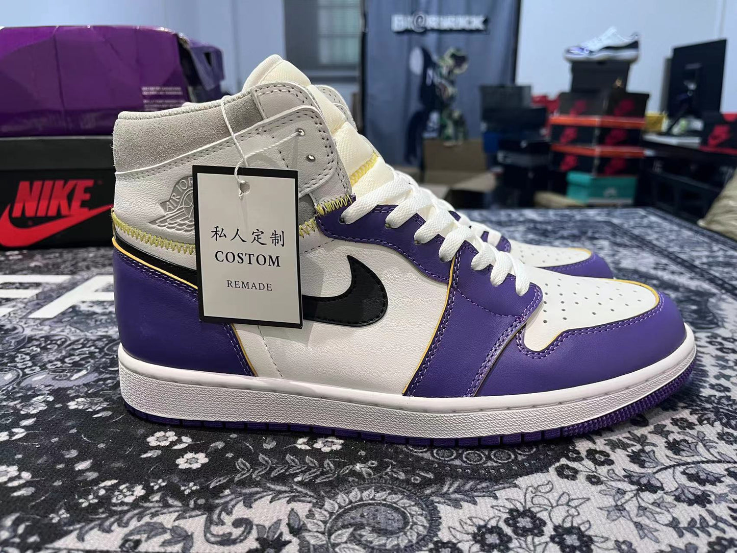 Nike Air Jordan 1 "Court Purple"