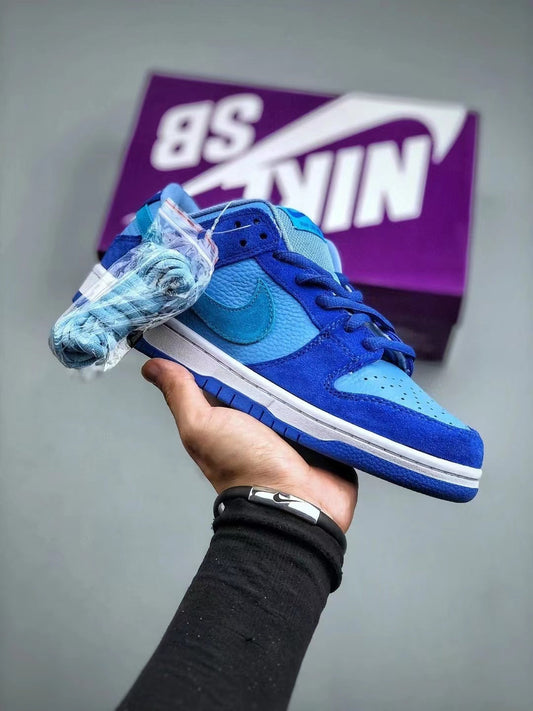 Nike SB Dunk Low Pro PRM "Blue Raspberry"