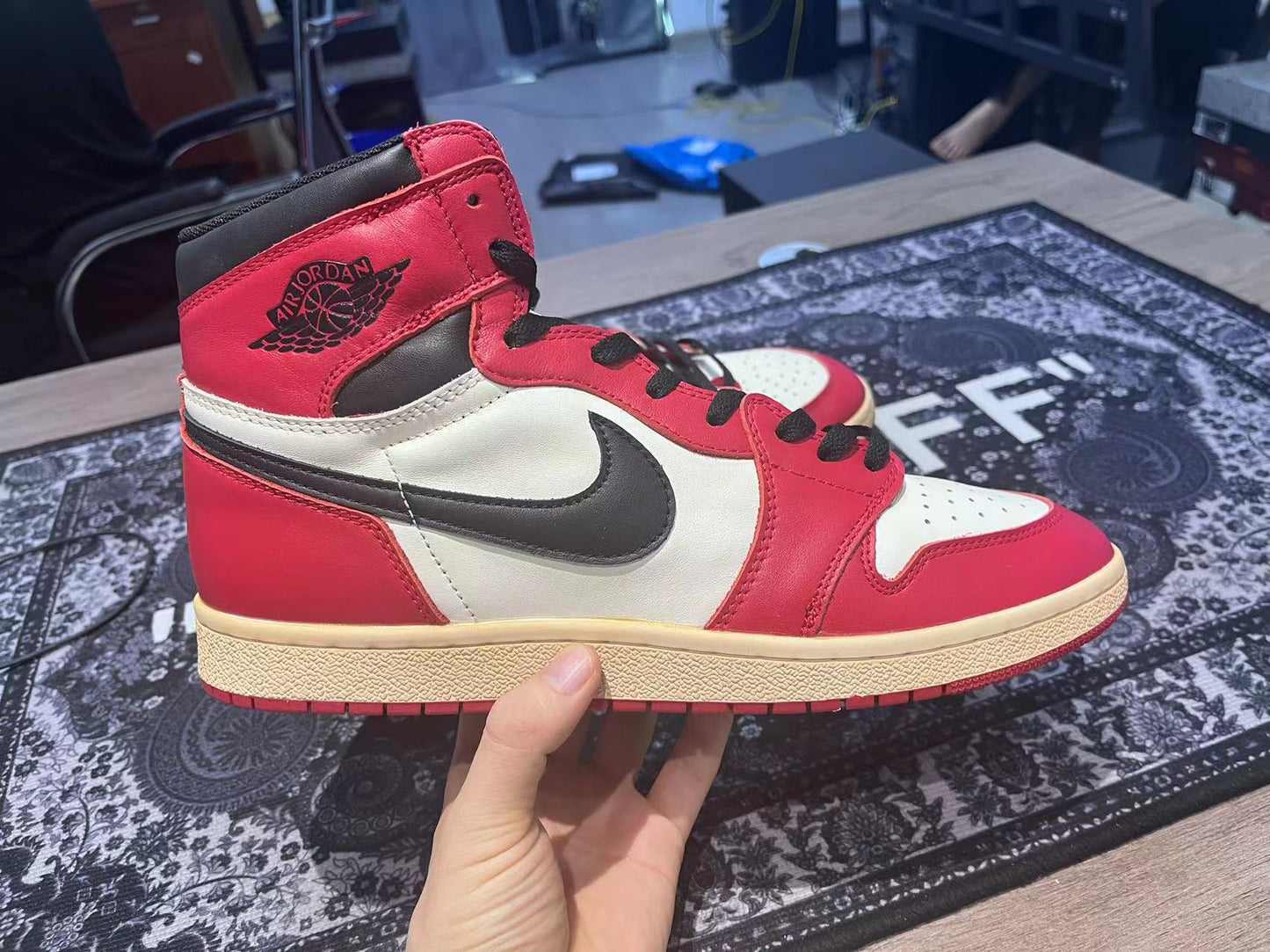 Nike Air Jordan 1 Retro Chicago