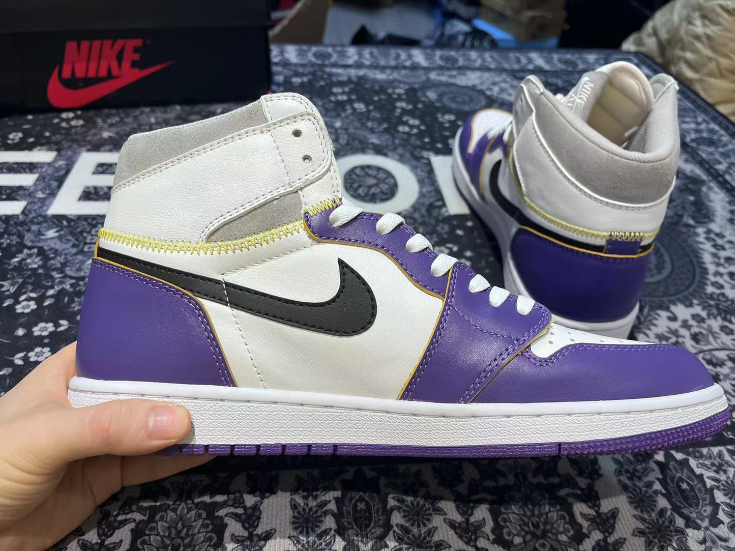 Nike Air Jordan 1 "Court Purple"