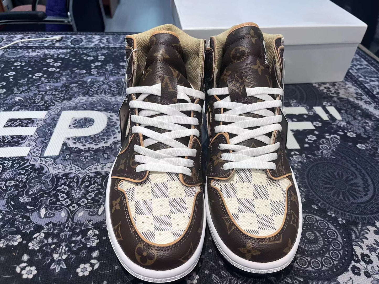 Louis Vuitton x Nike Air Jordan 1 High