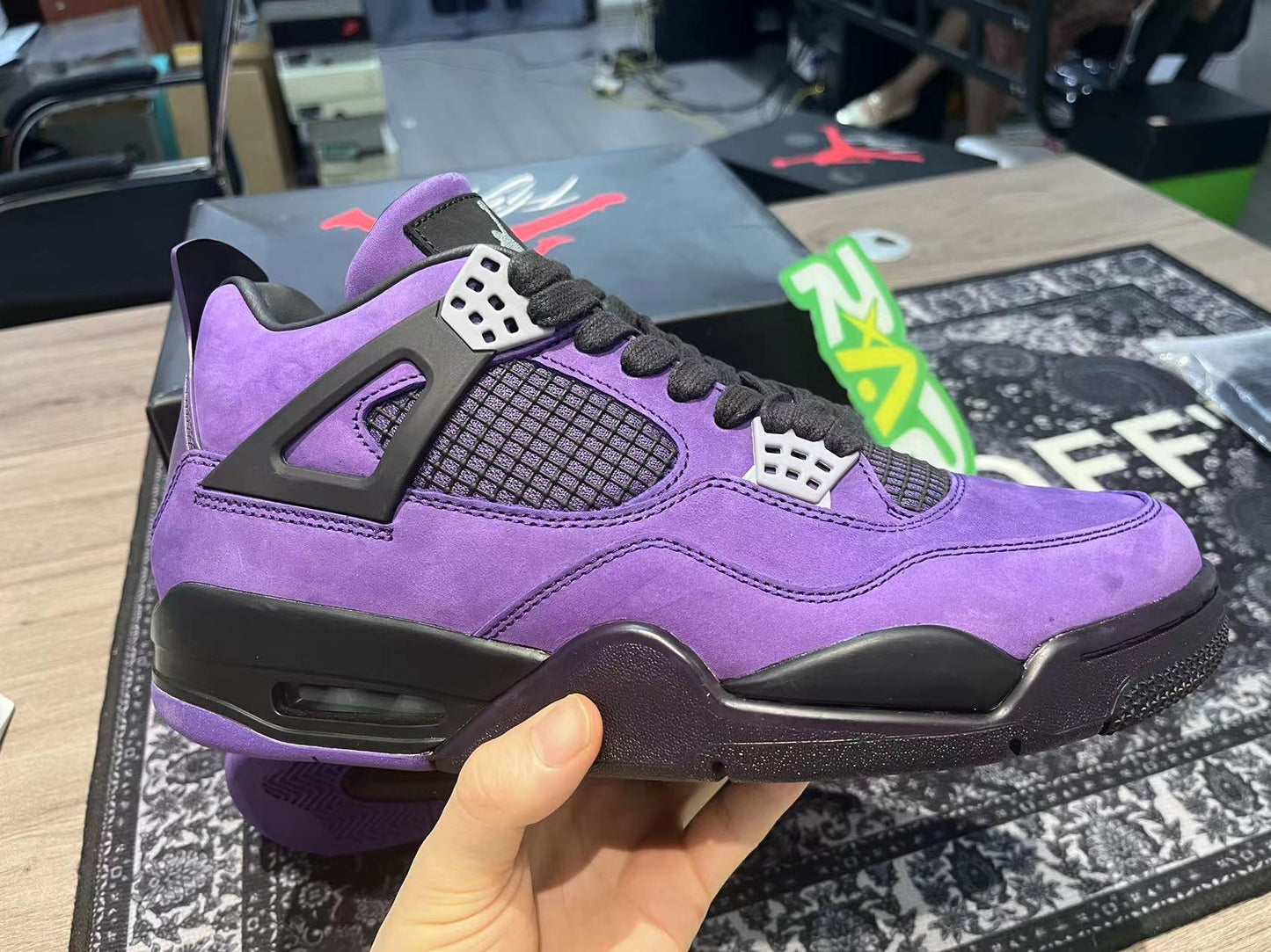 Nike Air Jordan 4 Retro "Purple"