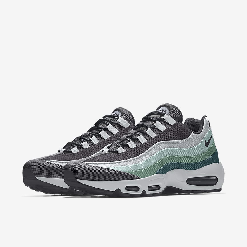 Nike Air Max 95  Preto camaleão