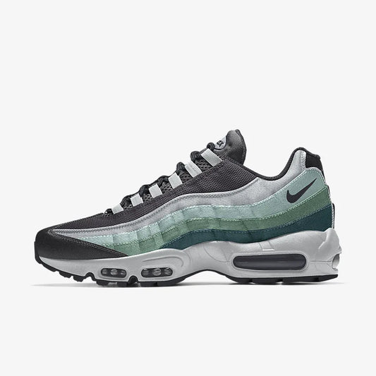 Nike Air Max 95  Preto camaleão