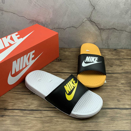 Chinelo Nike - Duo Laranja e Branco