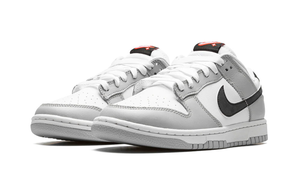 Nike Dunk Low SE Jackpot