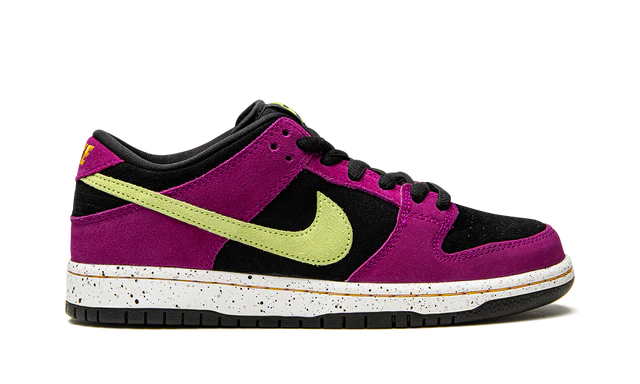 Nike SB Dunk Low ACG Terra Red Plum