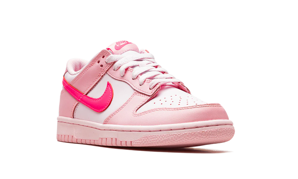 Nike Dunk Low Triple Pink (Barbie)