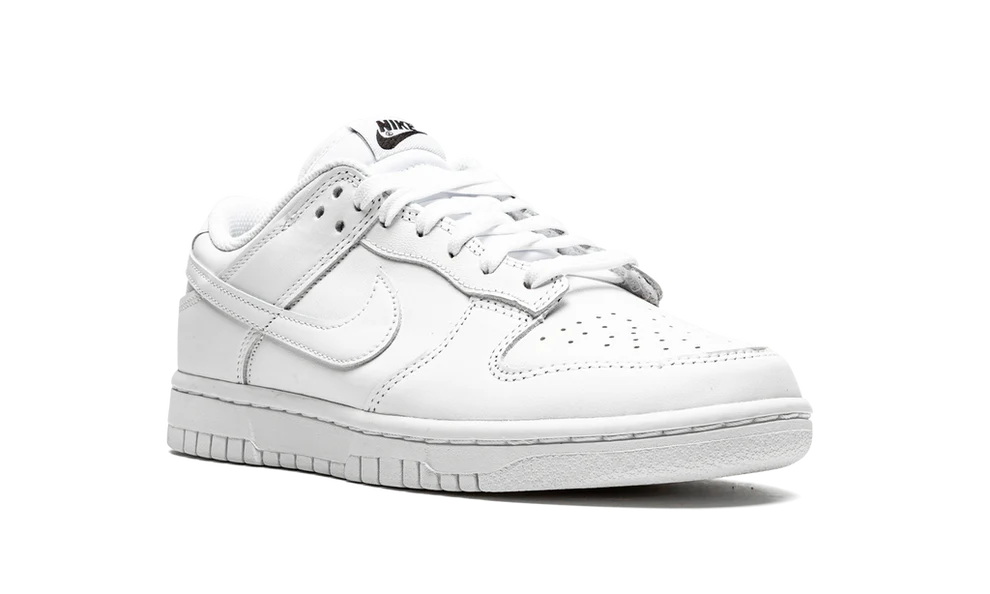 Nike Dunk Low Triple White